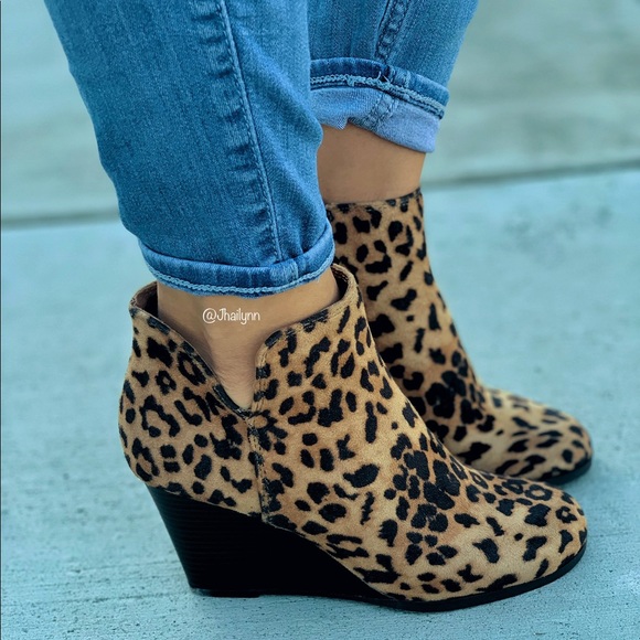 Restock ARRIVES SOON Leopard wedge bootie - Picture 4 of 6